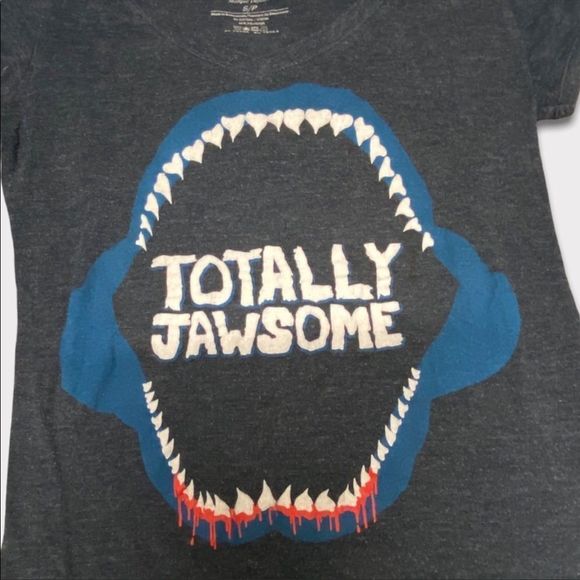 Bluenotes | Totally Jawsome Tshirt - Picture 3 of 3